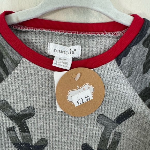 MUD PIE Reindeer Appliqué Christmas Waffle Gray Camo T Shirt NWT Size 12-18M - Picture 3 of 5